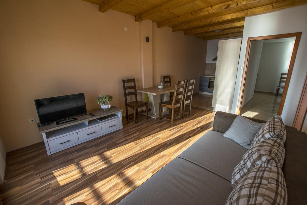 Apartment Duda Starigrad Paklenica Dış mekan fotoğraf