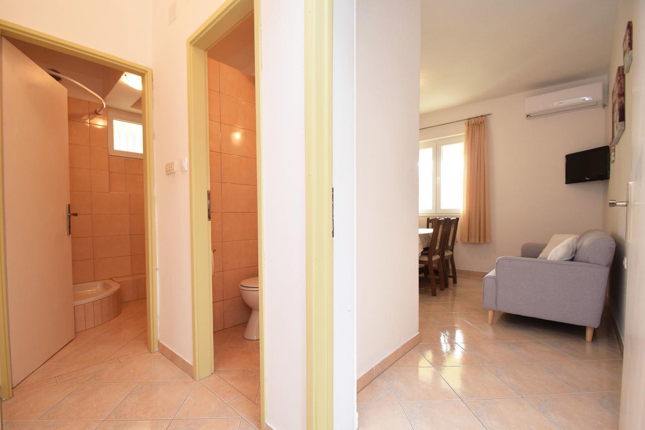 Apartment Duda Starigrad Paklenica Dış mekan fotoğraf