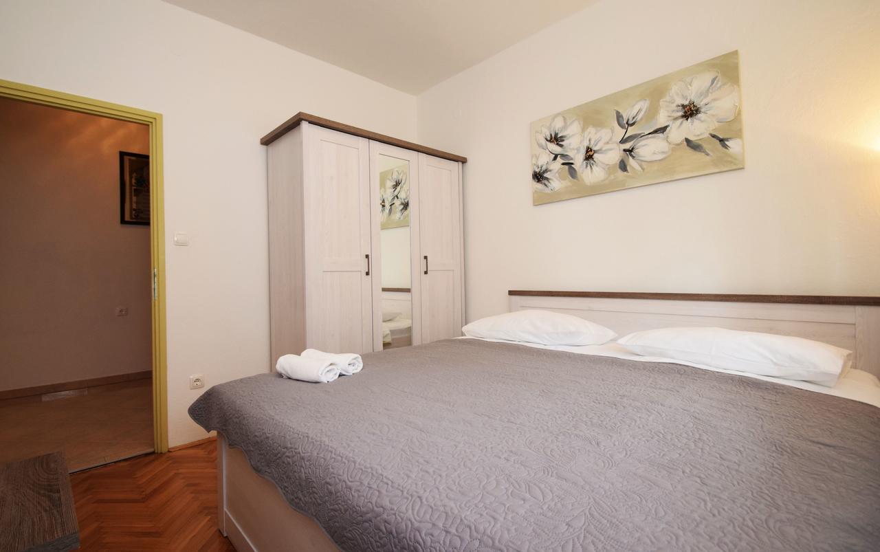 Apartment Duda Starigrad Paklenica Dış mekan fotoğraf