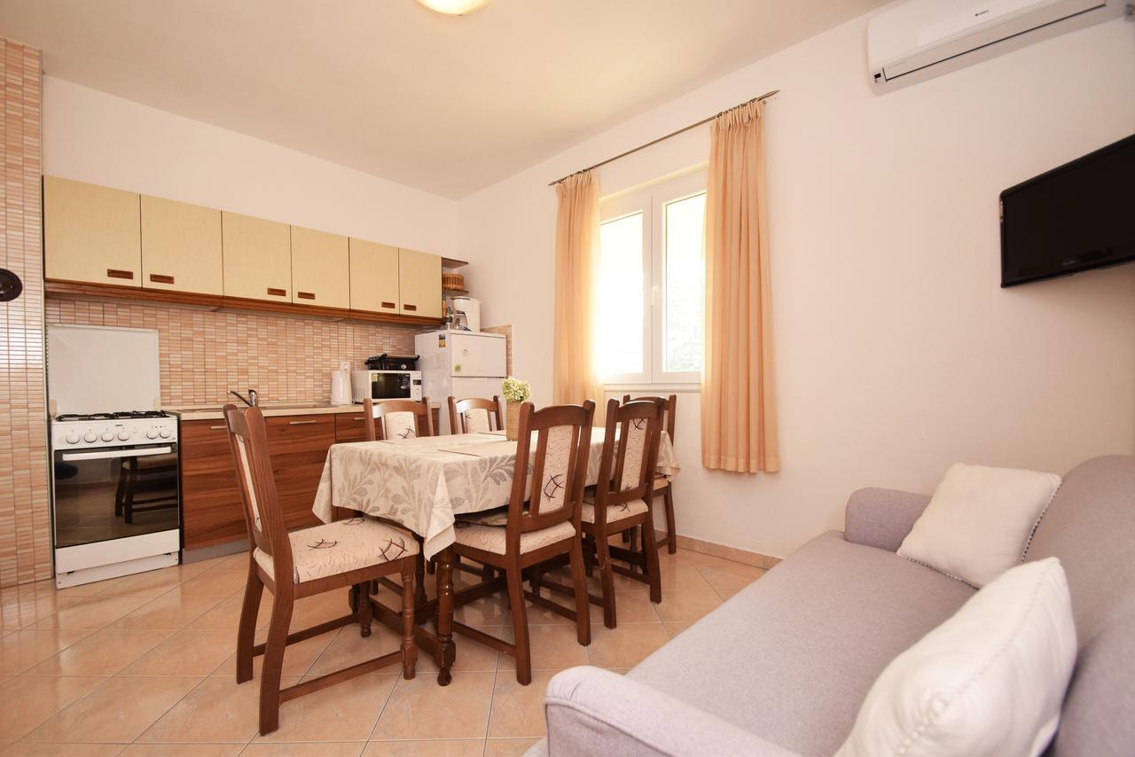 Apartment Duda Starigrad Paklenica Dış mekan fotoğraf